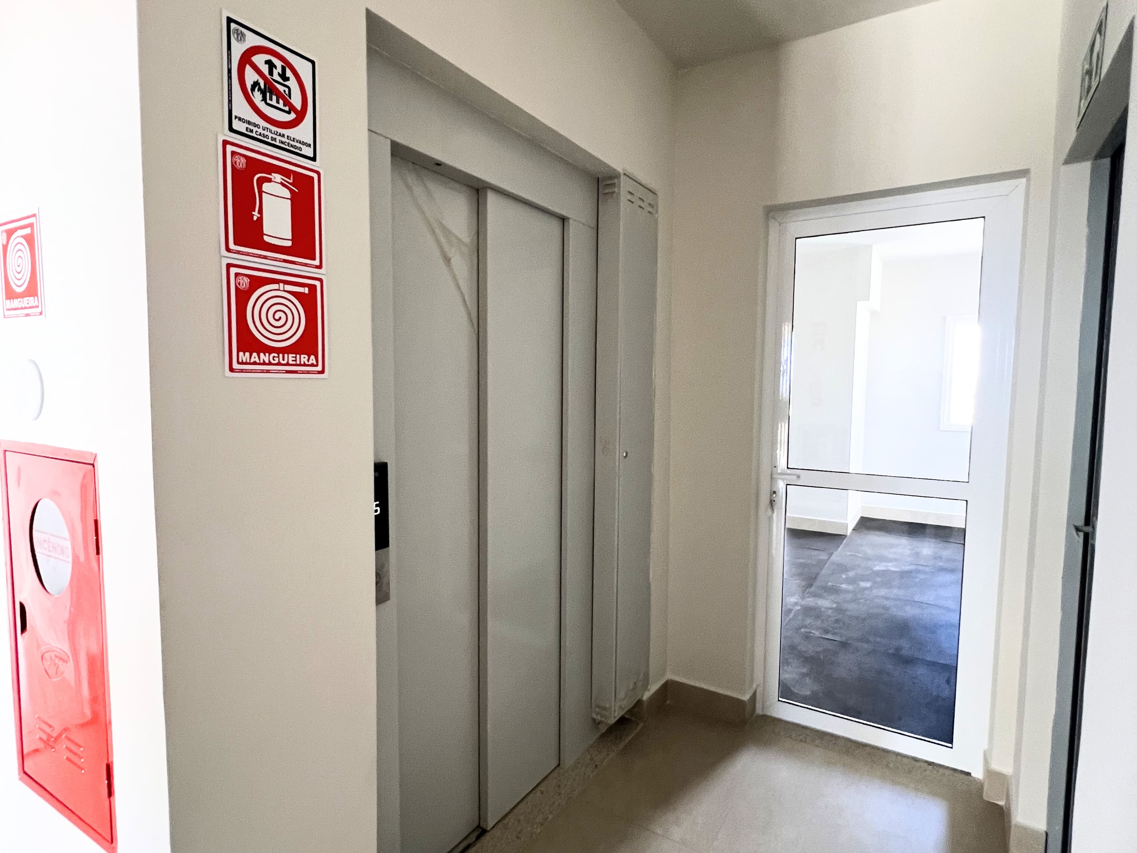 Elevador último andar